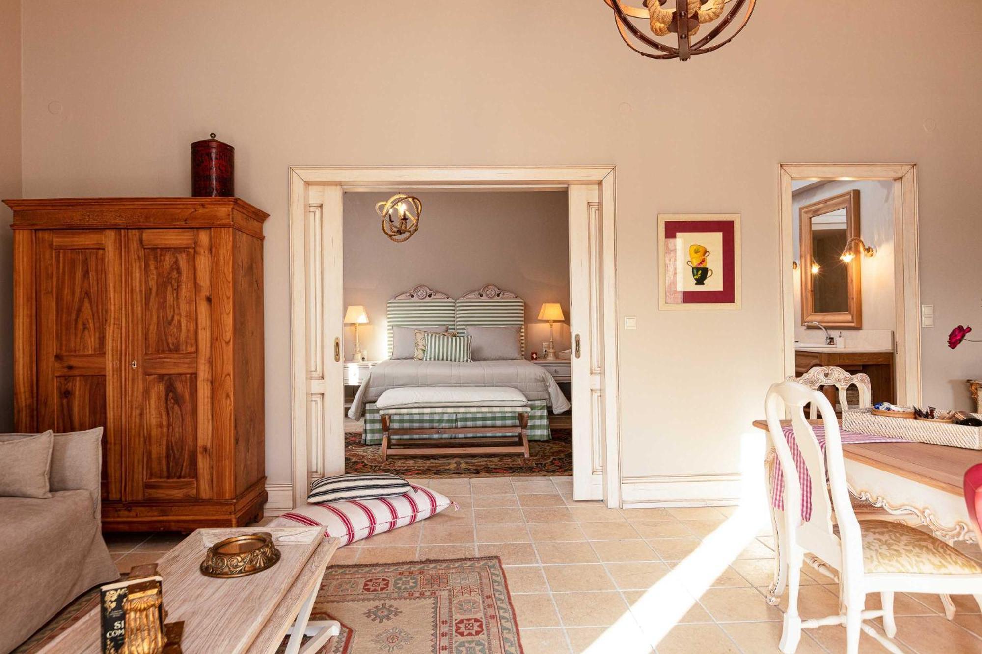 Villa Mantilari Wine Estate 7 Apartments 2 Private Pools 1 Heated Tennis Court Fitness Center Archanes Bilik gambar